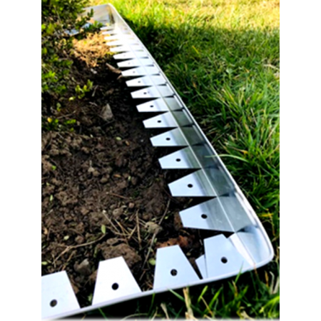 SteelStrip Garden, Г-образен поцинкован профил (1мм), размер 120x5x5см, с хоризонтални прорези
