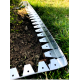 SteelStrip Garden, Г-образен поцинкован профил (1мм), размер 120x5x5см, с хоризонтални прорези SteelStrip Garden, Г-образен поцинкован профил (1мм), размер 120x5x5см, с хоризонтални прорези